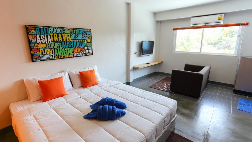 Bangtao Guest House Phuket Ngoại thất bức ảnh
