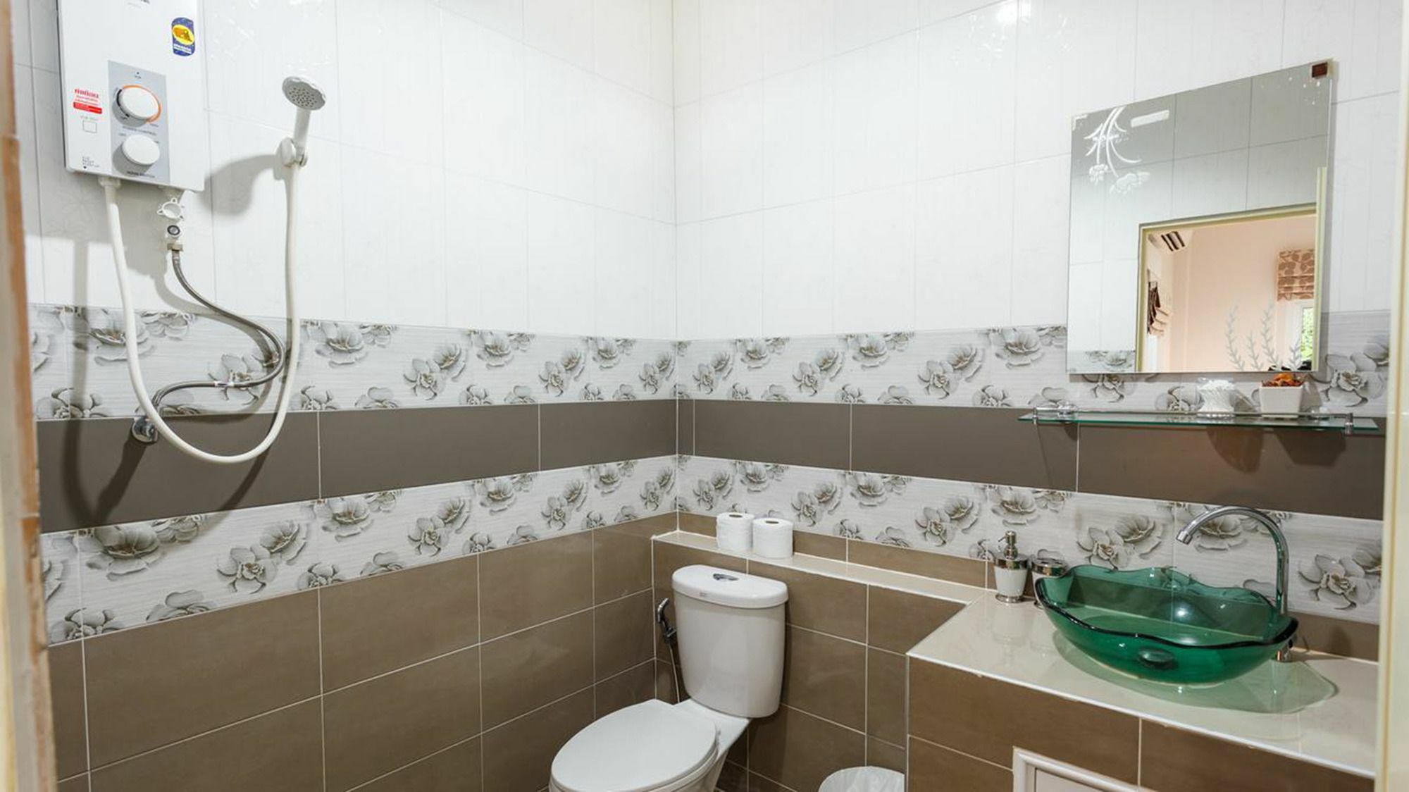 Bangtao Guest House Phuket Ngoại thất bức ảnh