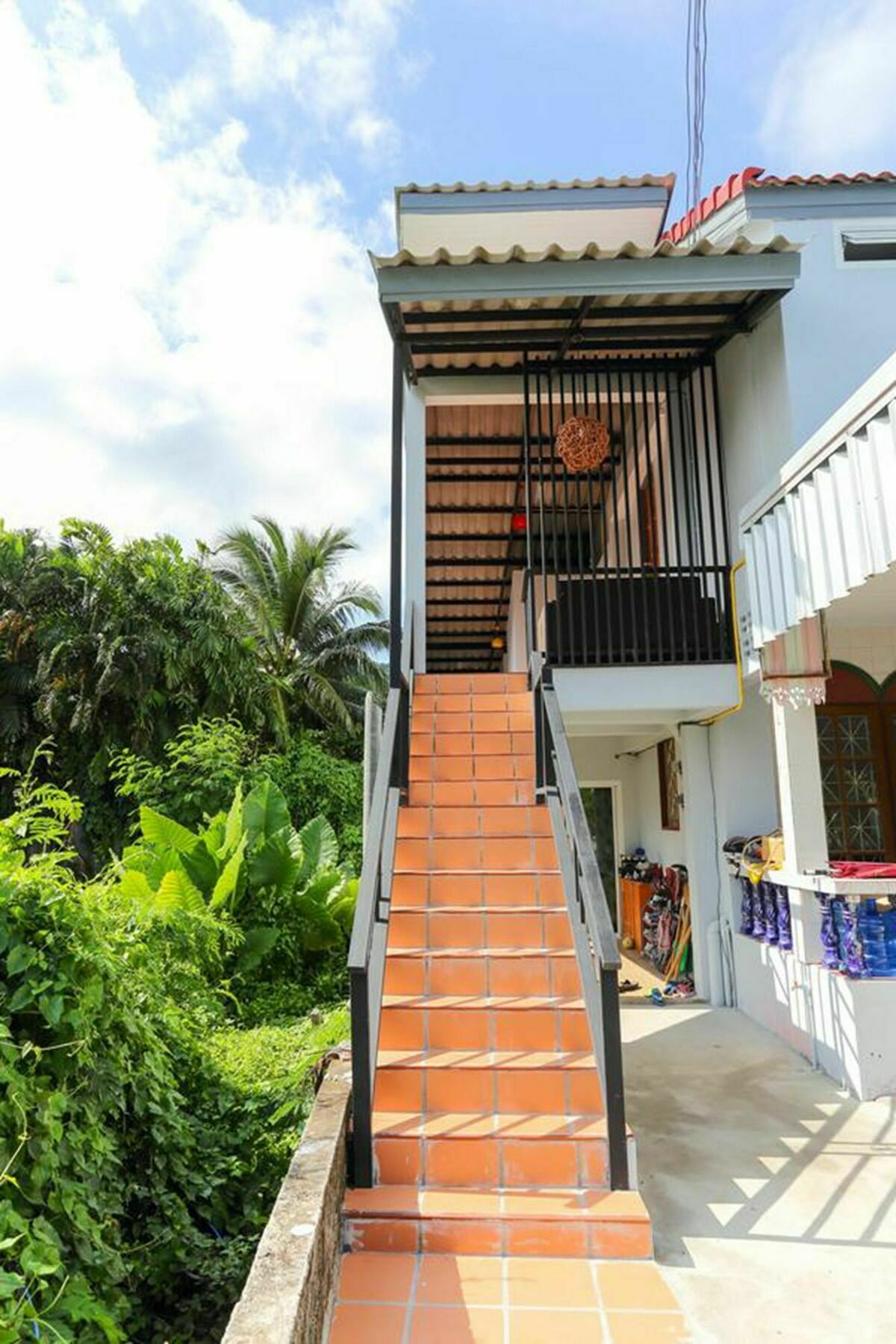 Bangtao Guest House Phuket Ngoại thất bức ảnh
